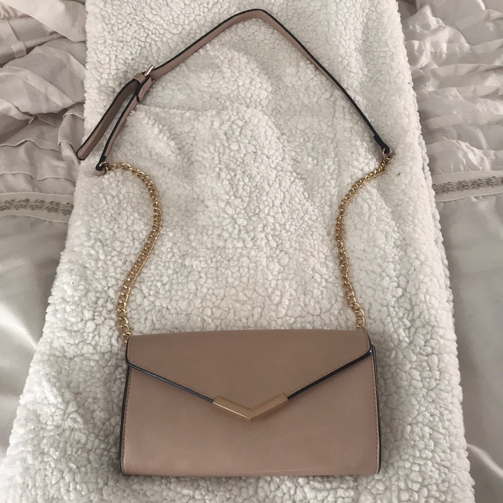 Cross body purse